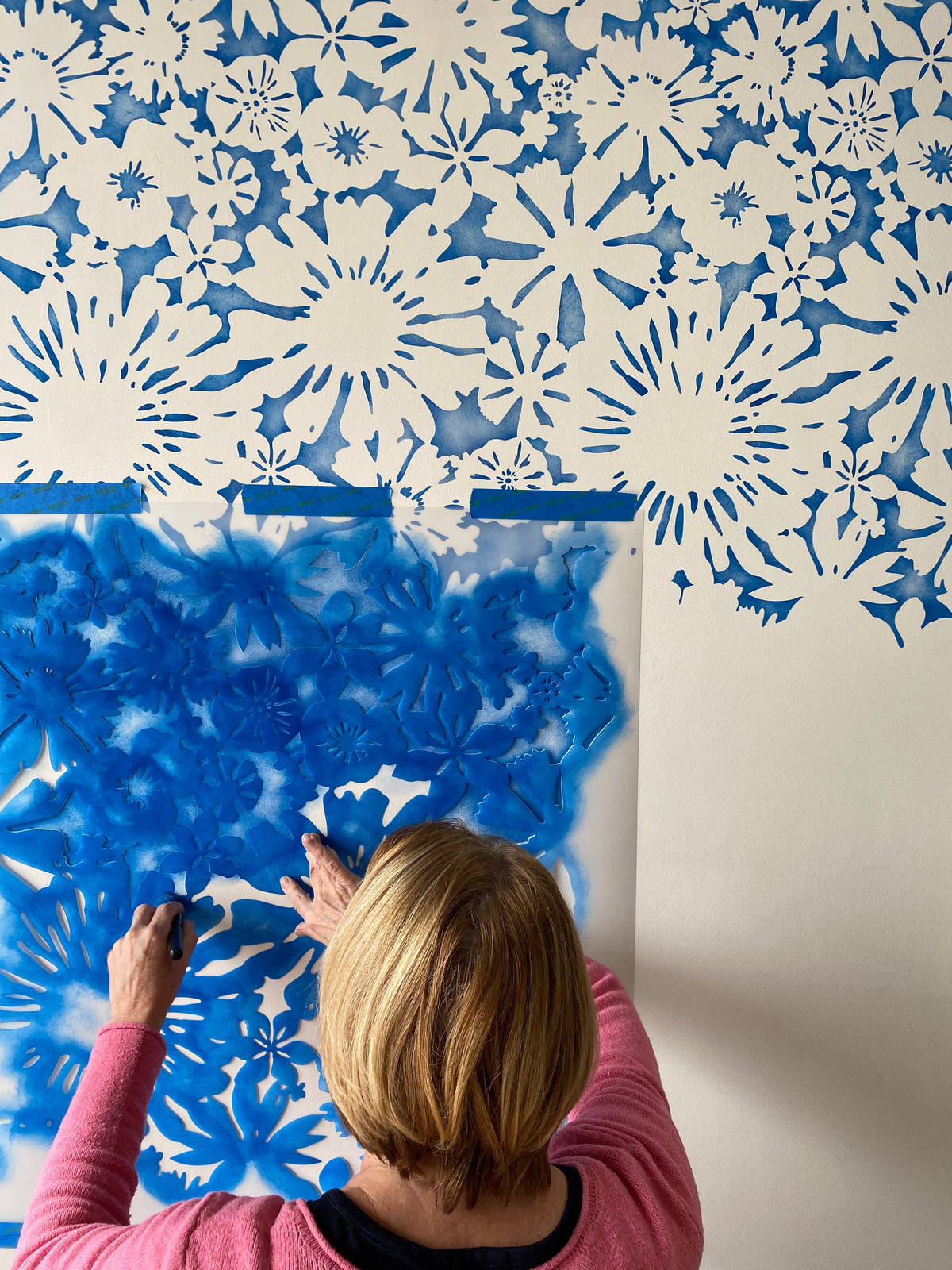 brush-up-on-wall-stenciling-how-to-stencil-a-watercolor-look